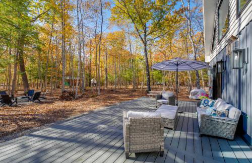 Beaches, Golf and More Family Home on Frye Island! - Foto 2