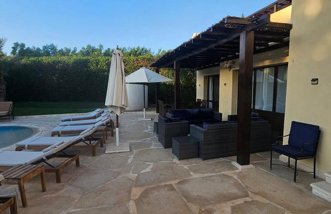 Villa Sleeps 6 With Heated Pool & Garden - Foto 37