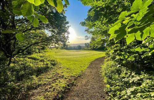 Stunning Central Flat w/ Parking - Foto 21