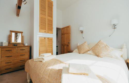 Luccombe Farm Holiday Cottages - Photo 30