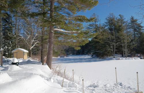 Red Cabin & Sauna on Lake Monomonac - Foto 8