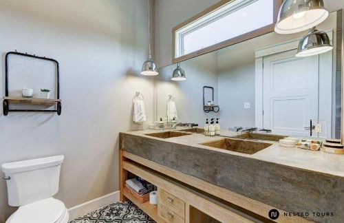 The Shotgun House from Fixer Upper - 800 5-Stars - Steps to Silos, BU, & Downtown - Foto 22