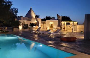 Trullo il Gelso with Private Salt Water Infinity Pool and Jacuzzi inside - Foto 1