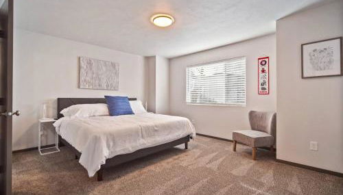 1mile to ArenaGonzagaetc WD, off st parking - Foto 5