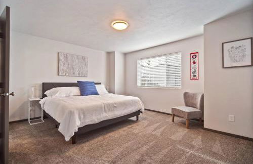 1mile to ArenaGonzagaetc WD, off st parking - Foto 5