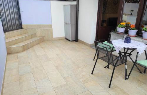 Apartman Dino with heated pool - Foto 14