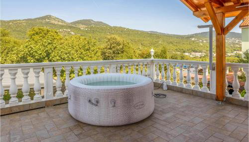 Gorgeous Apartment In Hreljin - Foto 2