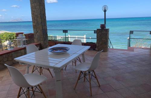 Sfondo Blu Villa sul mare - Foto 3