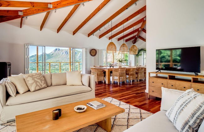 Immaculate Villa W Breathtaking Views Mountain View Villa - Photo 1