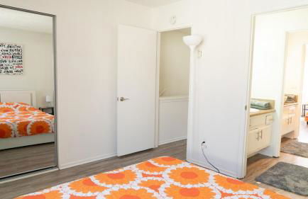 Spacious 2BR Townhouse - 3 Queens - Sleeps 8 - Foto 23