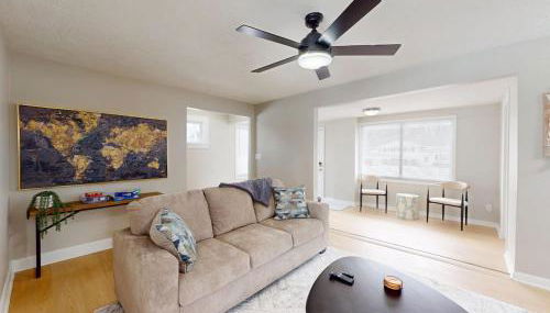 Stylish Home Near Historic Downtown & Lake Erie - Foto 5