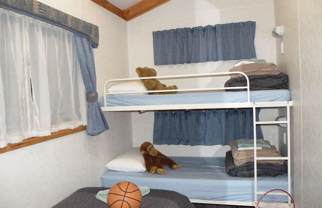 Lake Hamilton Motor Village & Caravan Park - Photo 4