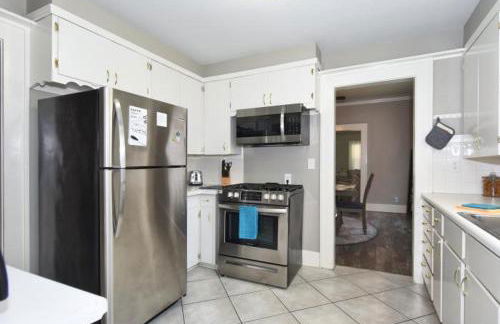 ENTIRE HOME*CHERRY ST*FOOD*FUN*DRINKS*SHOP* - Foto 13