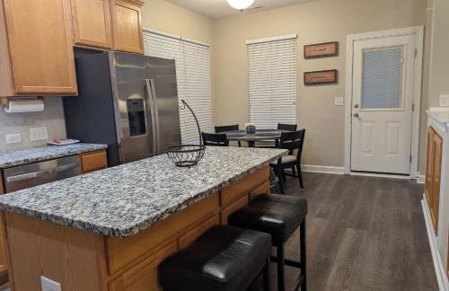 Cedar's Corner in Concord Spacious & Clean - Foto 18