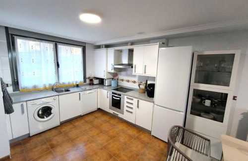 Unifamiliar con jardín, piscina, tenis y pádel - Foto 9