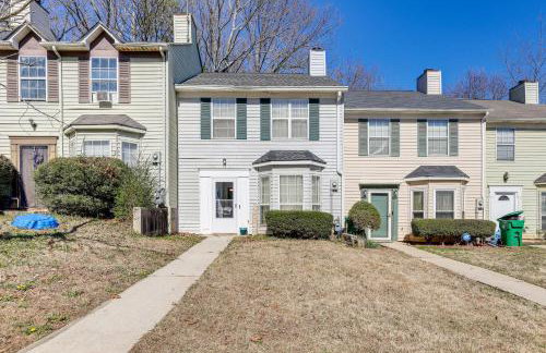 Georgia Townhome - 3 Mi to Stone Mountain Park! - Foto 2