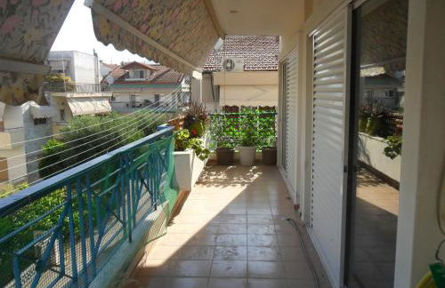 Comfortable Thermi apartment near SKG Airport - Photo 4