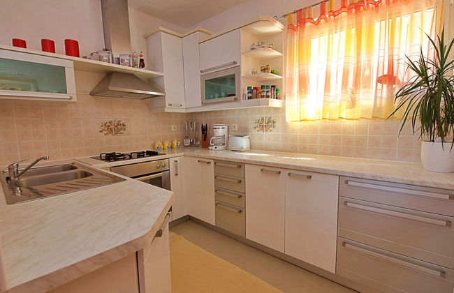 Damjanović - Foto 13