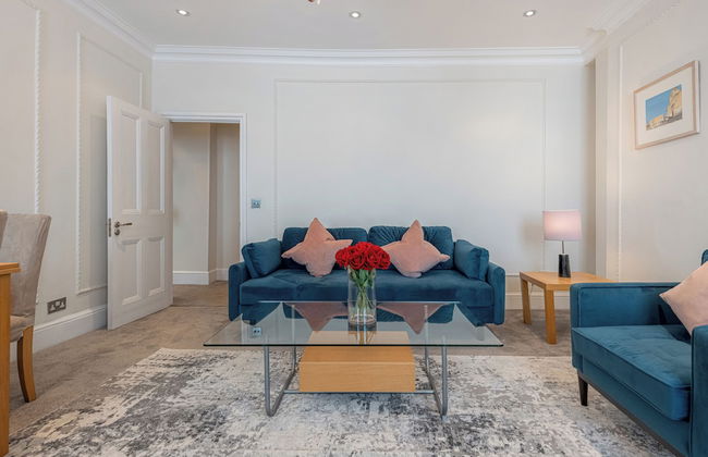 17 Hertford Street - Photo 17