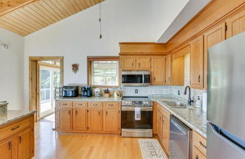 Blowing Rock Home with Hot Tub and Mountain-View Deck! - Foto 3