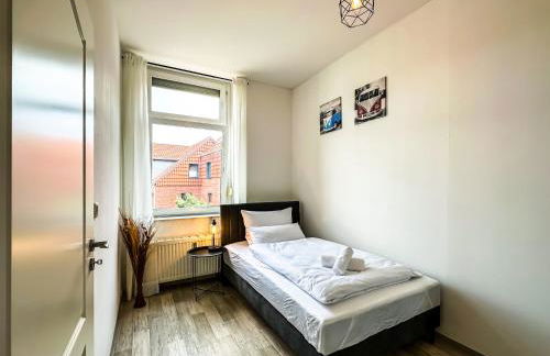 R und S Apartments Stylische Wohnung I Küche I Parkplatz I Smart TV - Photo 18