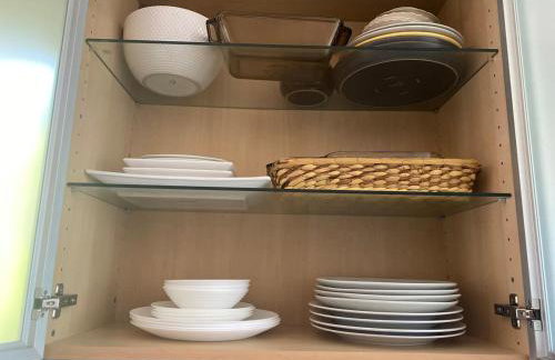 Cozy Sunfilled House with Deck Patio Garden - Foto 30