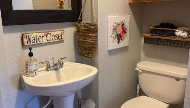 Cactus Flower Lodge-20 min to Downtown-Starlit Sky Views - Foto 3