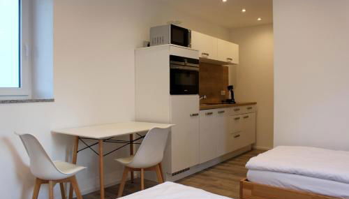 Apartment mit Küche, 2 Einzelbetten, Dusche, Parkplatz, schnellem Internet, ADA7 - Foto 5