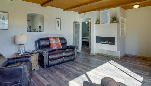2 Mi to Dtwn Prescott Gem with Patio and Views! - Foto 4
