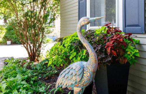 Crane Haven - Boutique-Inspired with Modern Flare - Foto 13