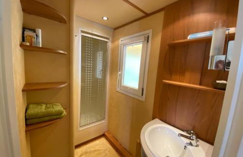 Charmant Mobile-home 6 personnes sur terrain privé à 200 m de la plage - PADRIG - Foto 9