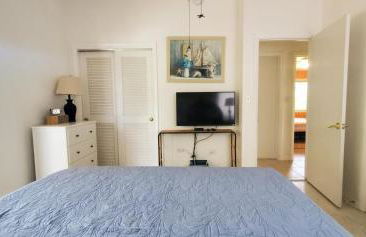 The Butterfly Cottage - Certified Butterfly Sanctuary - Ocean View Hot Tub - Authentic Keys Charm - Foto 7