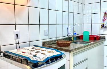 Apto charmoso na V Planalto perto Shopping com 2 Quartos de Casal ArCond Wifi 500megas Home Office e Garagem em Dourados - Foto 10