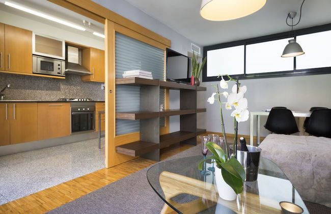 My Space Barcelona Executive Apartments Center - Photo 38