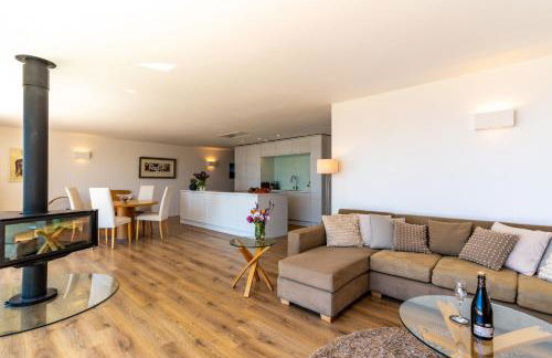 Finest Retreats - Avalon Sea Views - Foto 14