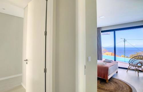 Noah - Private Sunset Hideaway by LovelyStay - Photo 9