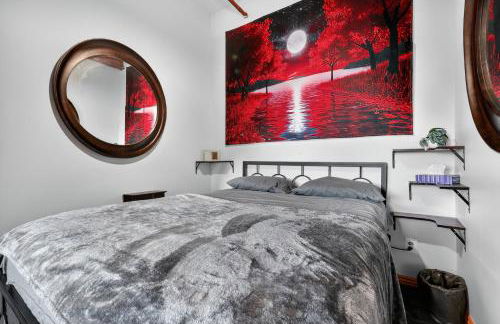 Beautiful 'Rose Themed' Loft Near Downtown Detroit apts - Foto 21