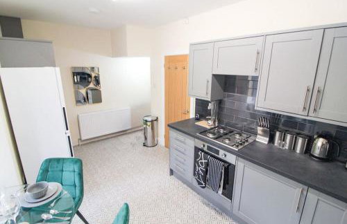 Cosy Modern 3 Bedroom House in Bradford City - Foto 19