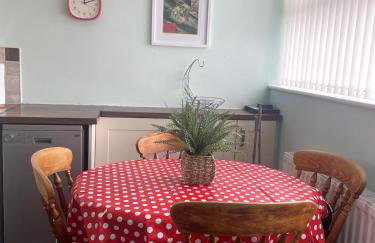 Sunny 3 bedroom house near a stunning beach - Foto 13