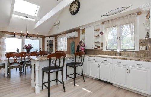 Ocean front home on dunes of Wingaersheek Beach - Photo 19