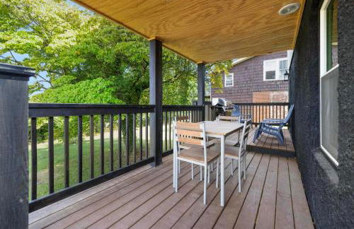 Walk to State Street - Remodeled Home - Foto 37