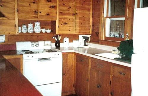 Seven-Person Cabin Rental with Stone Fireplace Overlooking Lake Paradox in Adirondacks - Foto 5