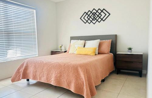 3 Bedrooms ORLANDO POOL Home and LAKE view - Foto 52