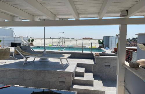 LUXURY ATTIC With Private Pool - Foto 24