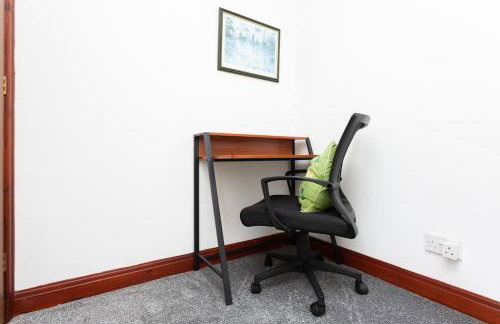 Preston 4 bedroom house near M55 & M6 - Photo 13