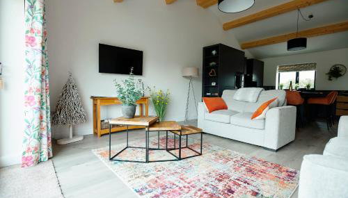 Ingleborough Lodge - Photo 5