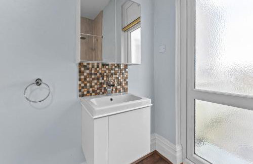 The Royal Stay at Queens Hill Sleeps 10 - Foto 5