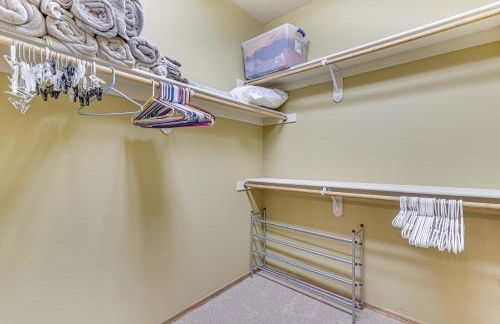 Rustic Retreat with Spacious Deck in Show Low! - Foto 14