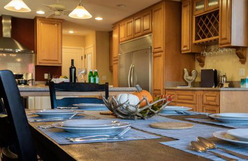 Epic View A Luxury House on a Hill River 10 min - Foto 15