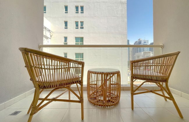 Spectacular 1BR Community View - Photo 4